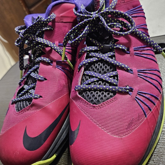 Lebron James X Low shoes - Picture 3 of 7